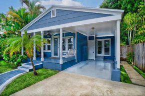 Fabulous Bungalow w/Outdoor Eden mins from Beach